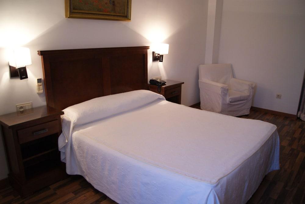 Hotel Mulhacen Guadix Kültér fotó