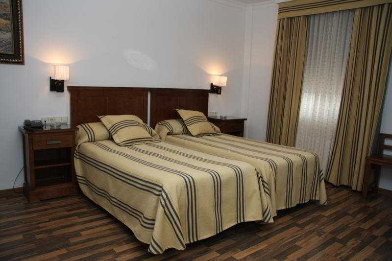 Hotel Mulhacen Guadix Kültér fotó