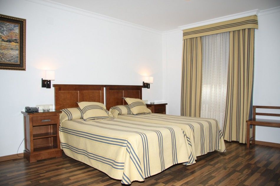Hotel Mulhacen Guadix Kültér fotó